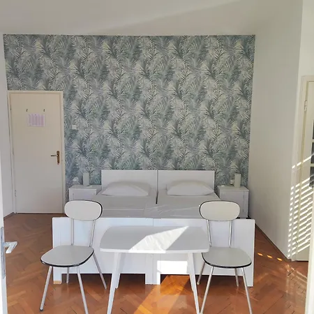 Franko Guest house